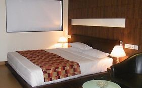Hotel Skylark